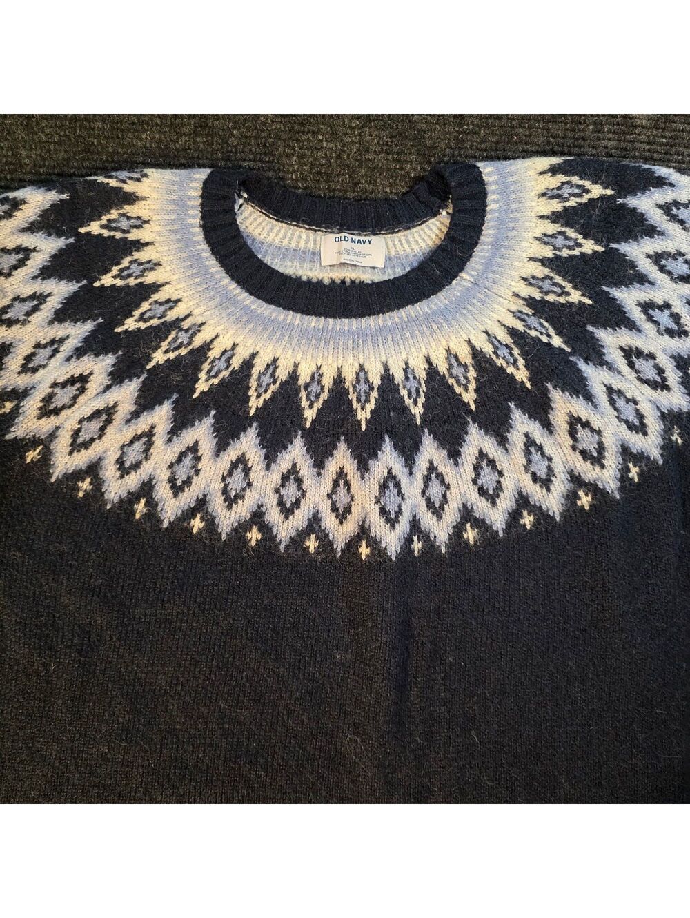 Old Navy XL Navy Blue and White Patterned Pullover Sweater